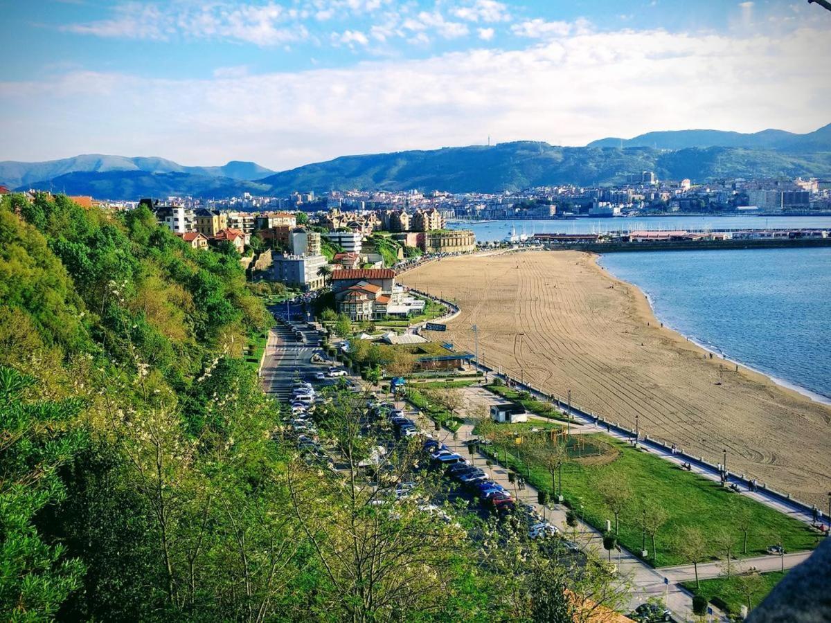 Apartamento En La Playa Con Parking Privado Getxo Buitenkant foto